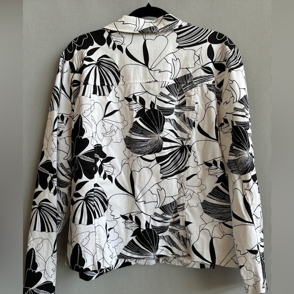 Black & White Tropical Travel Jacket – Lightweight Zip Front | Size 16 - Picture 3 of 8
